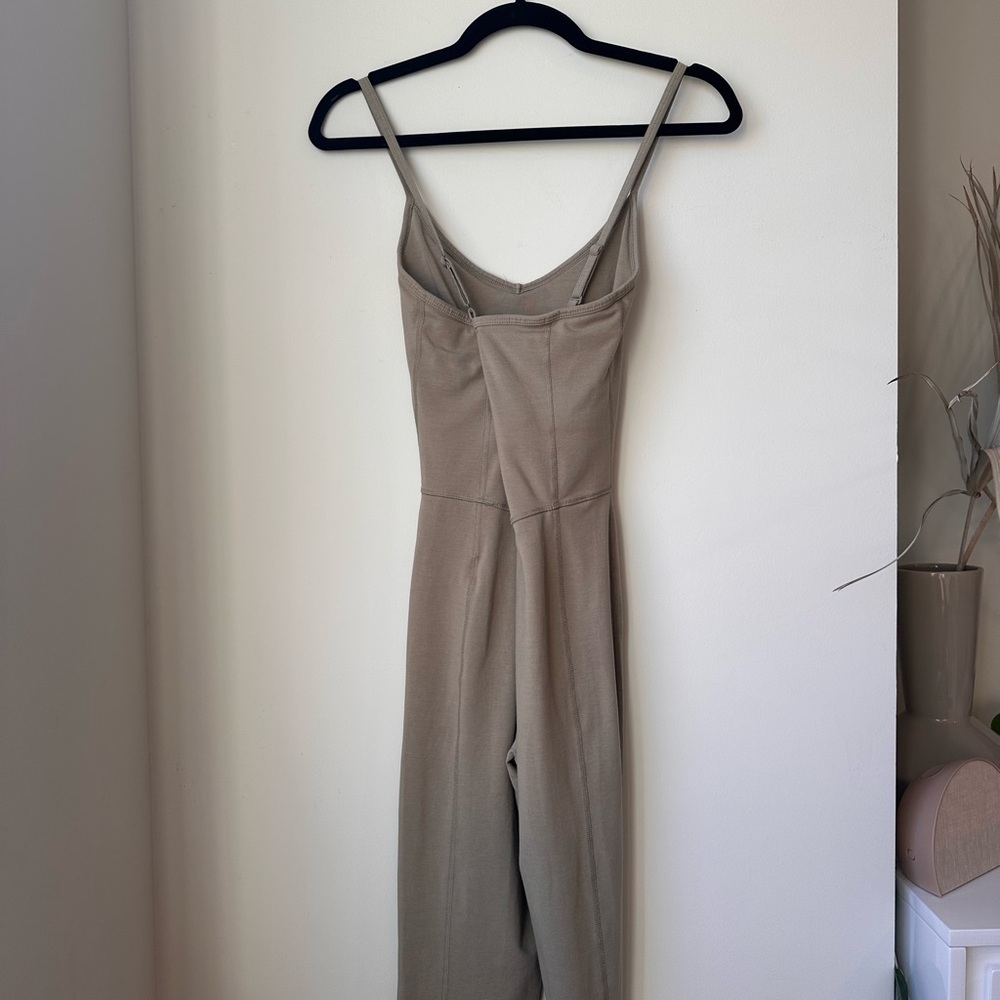 Old Navy Active PowerChill Jumpsuit - Olive Green, size Medium - Picture 7 of 10
